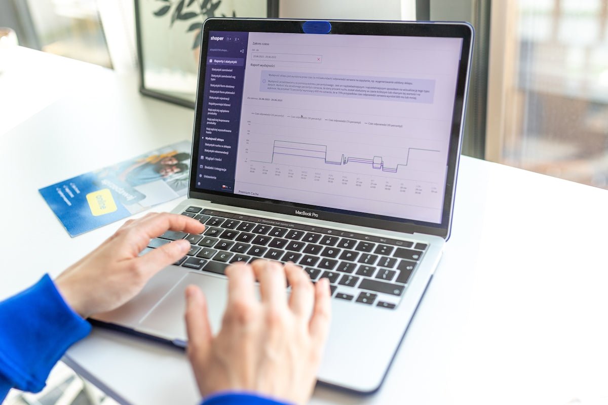 Standout E-commerce With Shopify Themes - Materia Themess